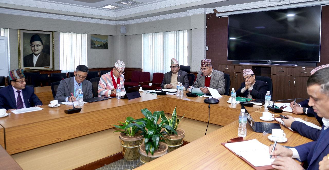 रणनीतिक योजना बनाएर काम गर्न बैंकहरुलाई अर्थमन्त्री पौडेलको निर्देशन