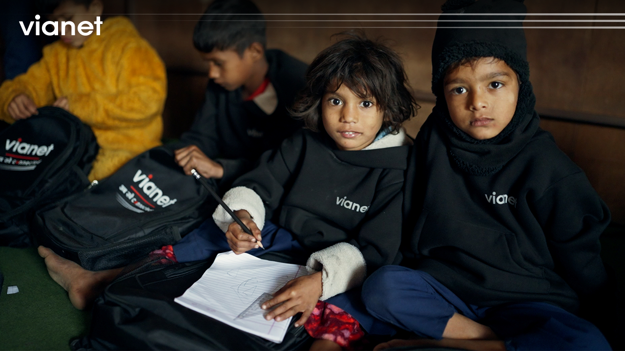 भायानेटद्वारा देवकोटा आधारभूत विद्यालयलाई सहयोग