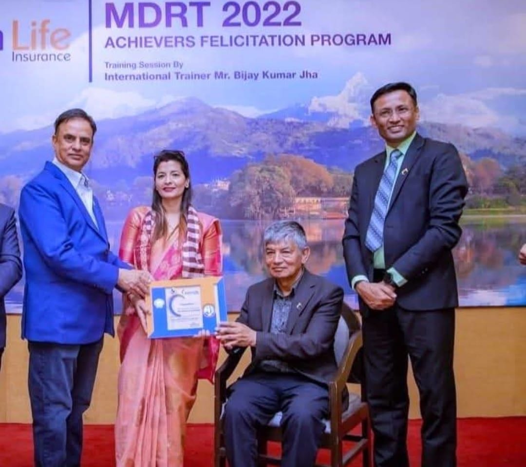 बीमा अभिकर्ता बनेर आर्थिक रुपमा सबल बन्दै पूर्णकला, पोखरामा जोडिन् घडेरी