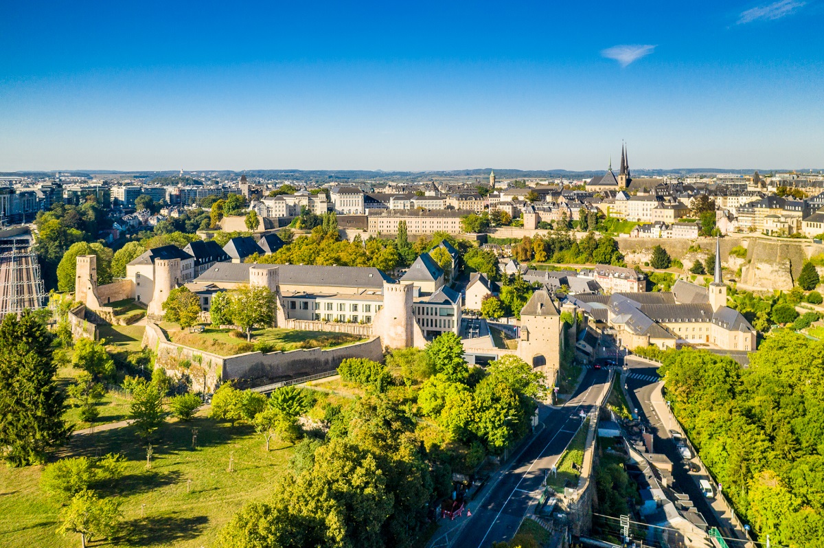 विश्वका सर्वाधिक धनी देशको सूचीमा अमेरिका १० औँ नम्बरमा, शीर्ष स्थानमा कुन ?