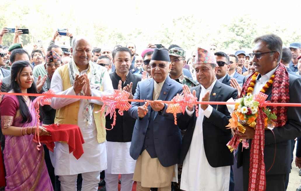 आइएमई ग्रुपको २ अर्ब लगानीमा कागज उद्योग सञ्चालनमा, प्रधानमन्त्री ओलीद्वारा उद्घाटन