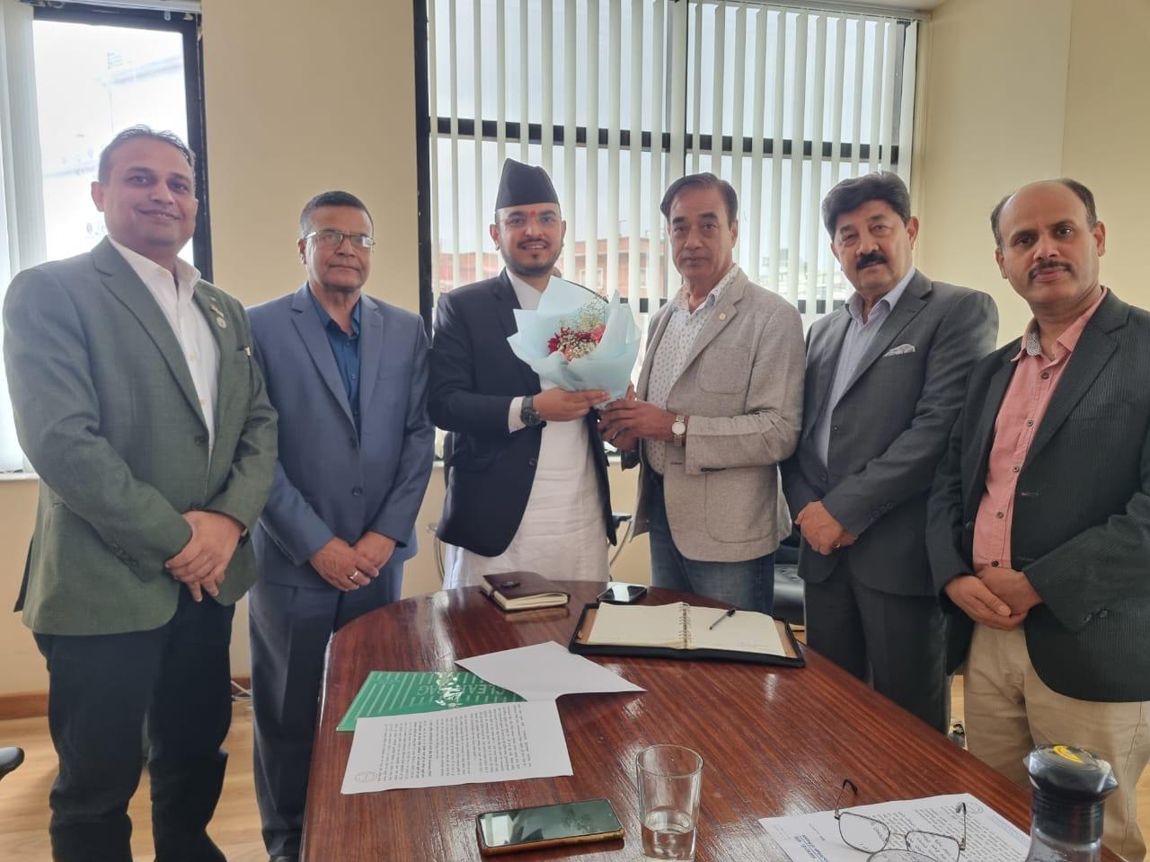 Chairman Ojha urged to correct impractical arrangement regarding sale of shares of directors