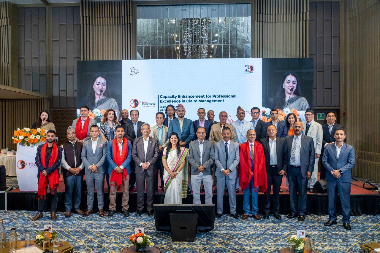 Shikhar Insurance’s surveyor seminar concludes, four surveyors honored