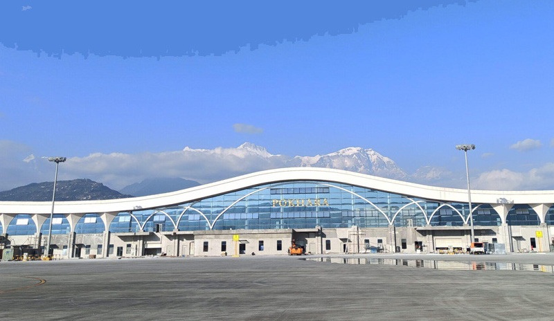 पोखरा अन्तर्राष्ट्रिय विमानस्थलबाट हुने हवाई उडानमा संकुचन, यात्रुको संख्या भने बढ्यो