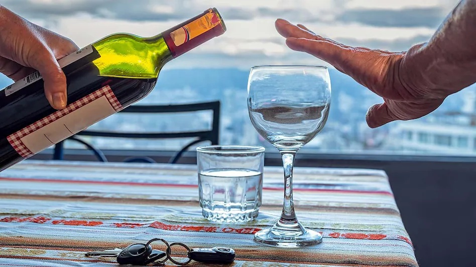 नयाँ पुस्ताले कम पिउँदैछ वाइन ? विश्वभर ६० वर्षयताकै न्यून खपत