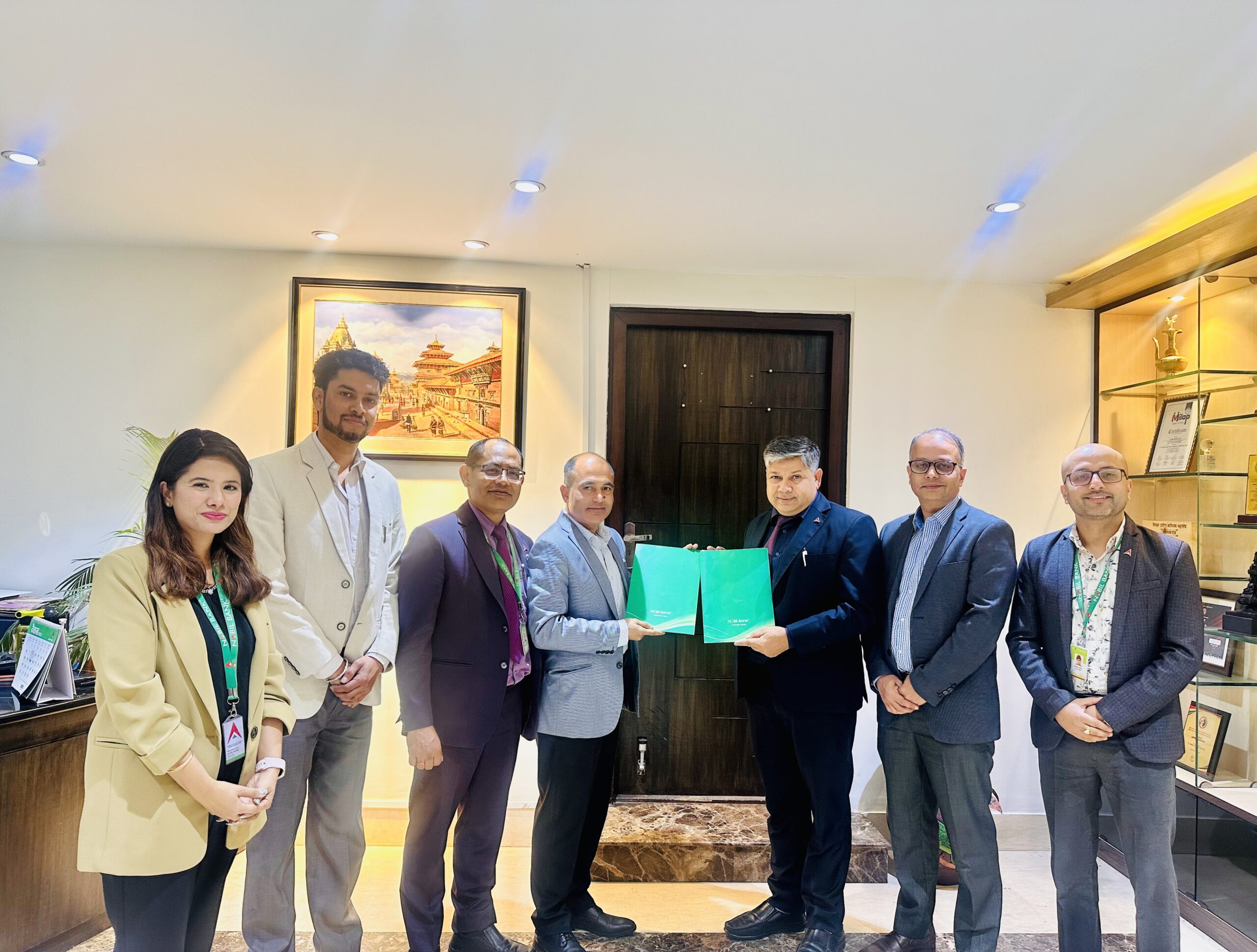 नबिल बैंक र अपोलो इन्फर्मेसन सेन्टरबीच समझदारी, ग्राहकले १०% छुट पाउने