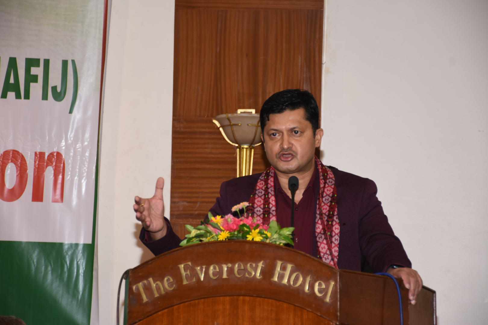 प्रविधिको प्रयोग गरेर नेपाली युवाहरुले ५१५ मिलियन भित्राएः कार्यकारी निर्देशक पौडेल