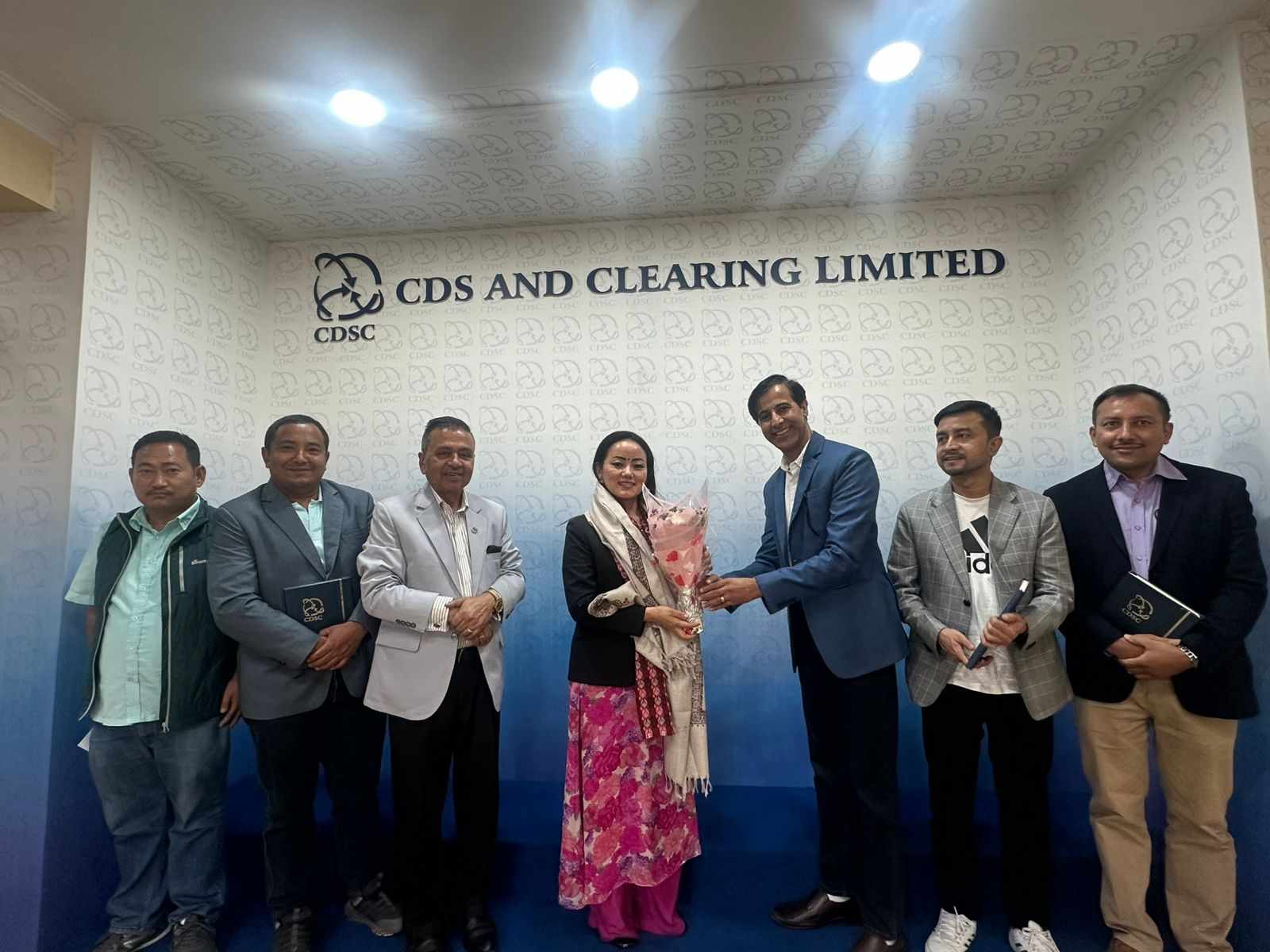 तीन लगानीकर्ता संघका प्रतिनिधिद्वारा सीडीएससीका नवनियुक्त सीईओसँग भेट