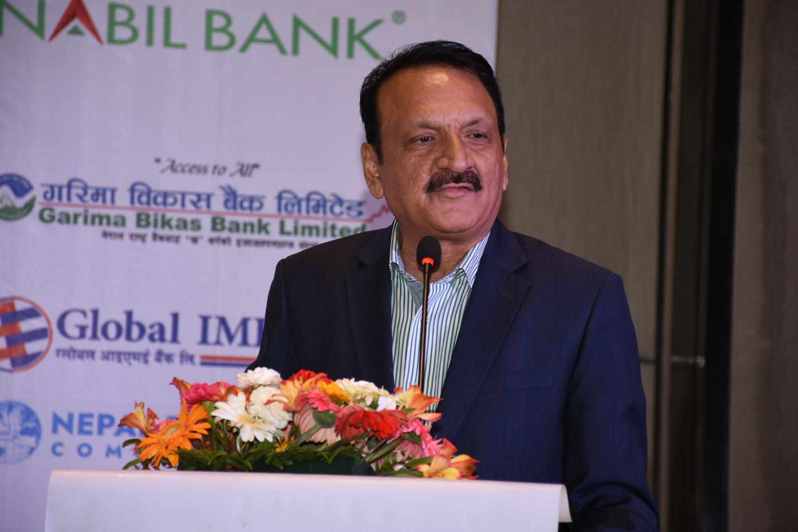 लोकप्रियताका नाममा अनावश्यक आयोजना बजेटमा समावेश गर्ने प्रवृत्ति हटाउनुपर्छः महत