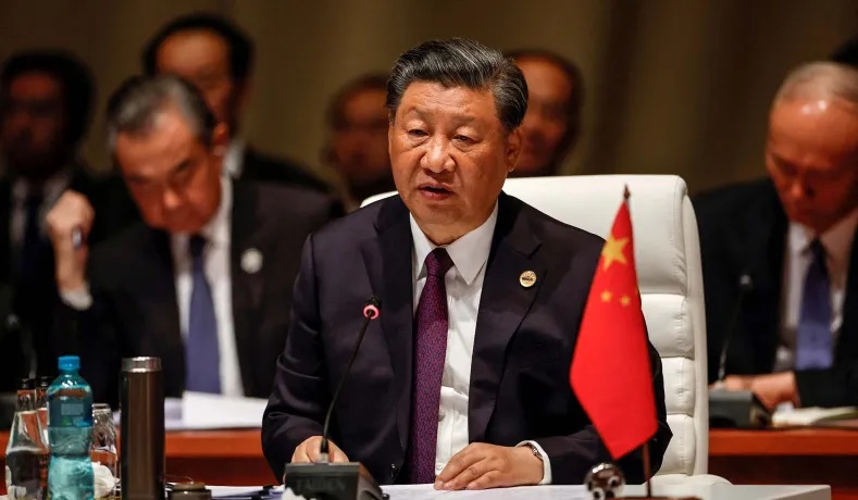 चीनमा सरकारी अधिकारीका लागि ल्याइयो कठोर नियम, बाहिर खान र महँगा कार चढ्न प्रतिबन्ध