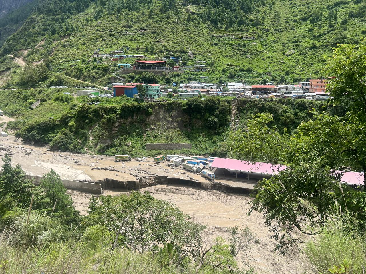 तिब्बती भूभागमा हिम नदी र ताल फुटेर रसुवा र माथिल्लो मुस्ताङमा बाढीः इसिमोड