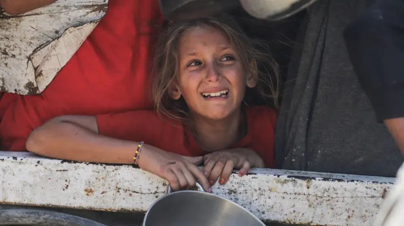 गाजामा हरेक तीनमध्ये एकजना धेरै दिनदेखि भोकै, कुपोषणबाट मर्नेको संख्या १२२ पुग्यो