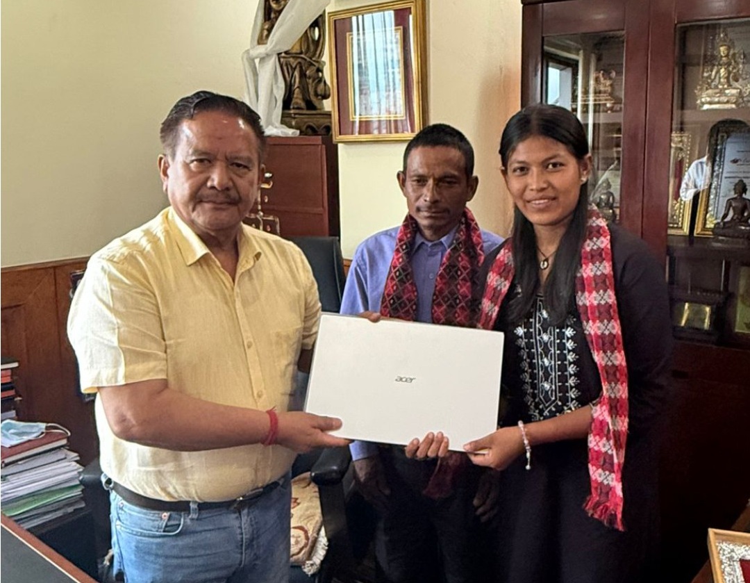 Goma, who gets 4 GPA in SEE, with Bhatbhateni, will bear all the study expenses up to MBBS