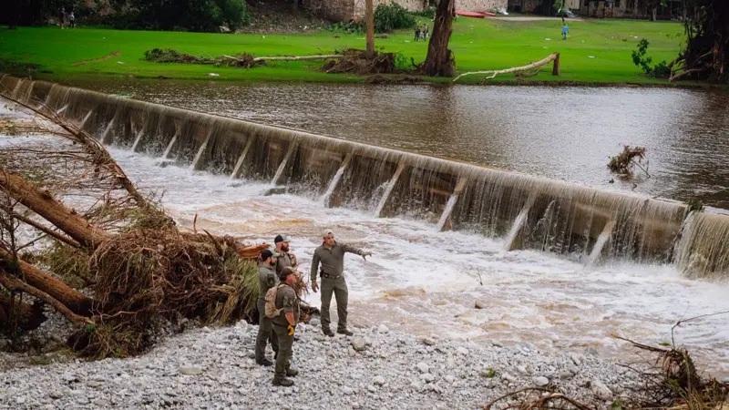 अमेरिकाको टेक्सासमा बाढीको कहर, मृतकको संख्या ५० नाघ्यो