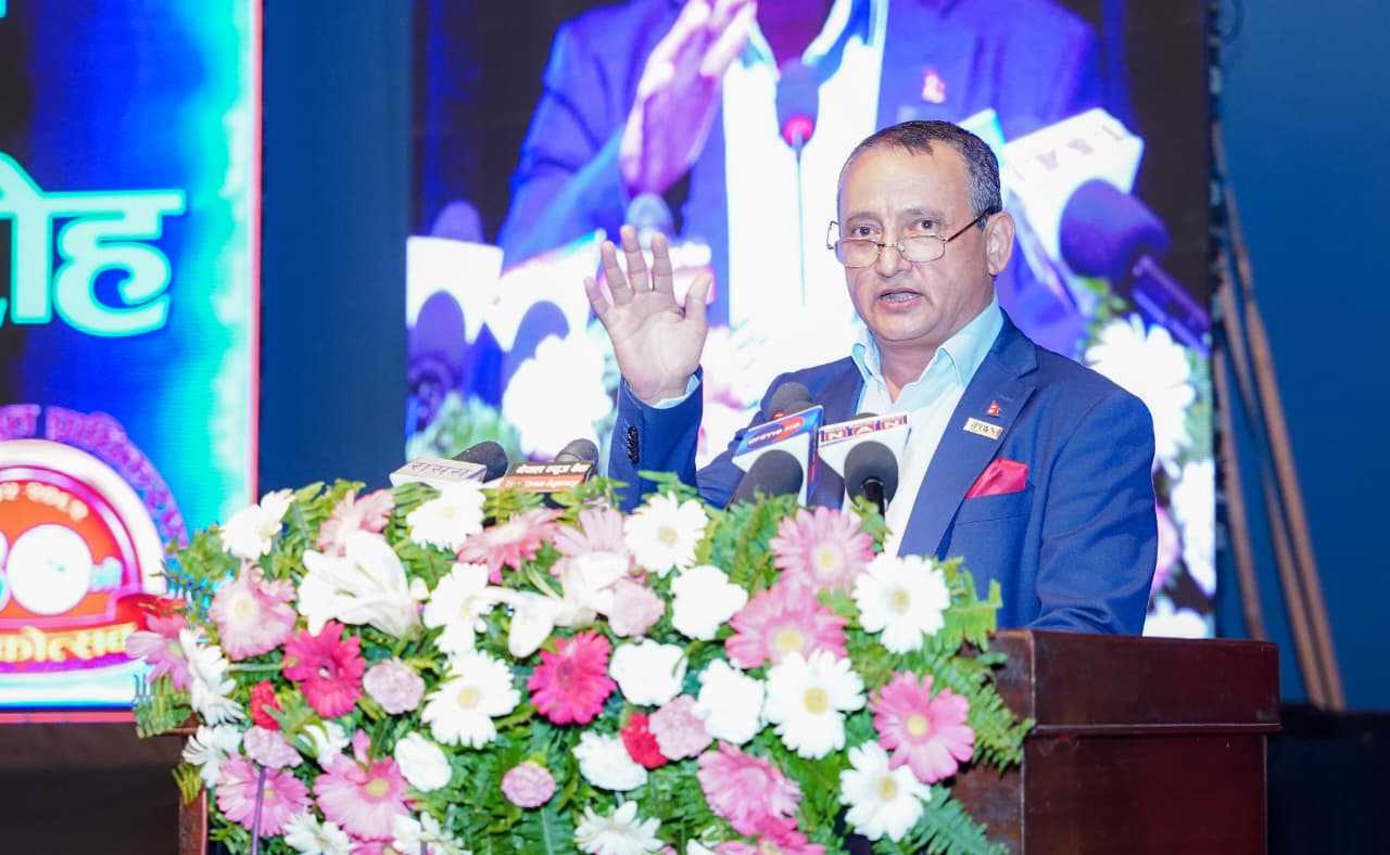 निजी ऊर्जा उत्पादकलाई पेलेर विद्युत प्राधिकरणले बहादुरी देखायोः मोहन डाँगी