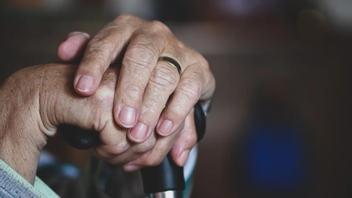 चीनको वृद्धावस्था बीमामा १ अर्ब बढी मानिस आबद्ध