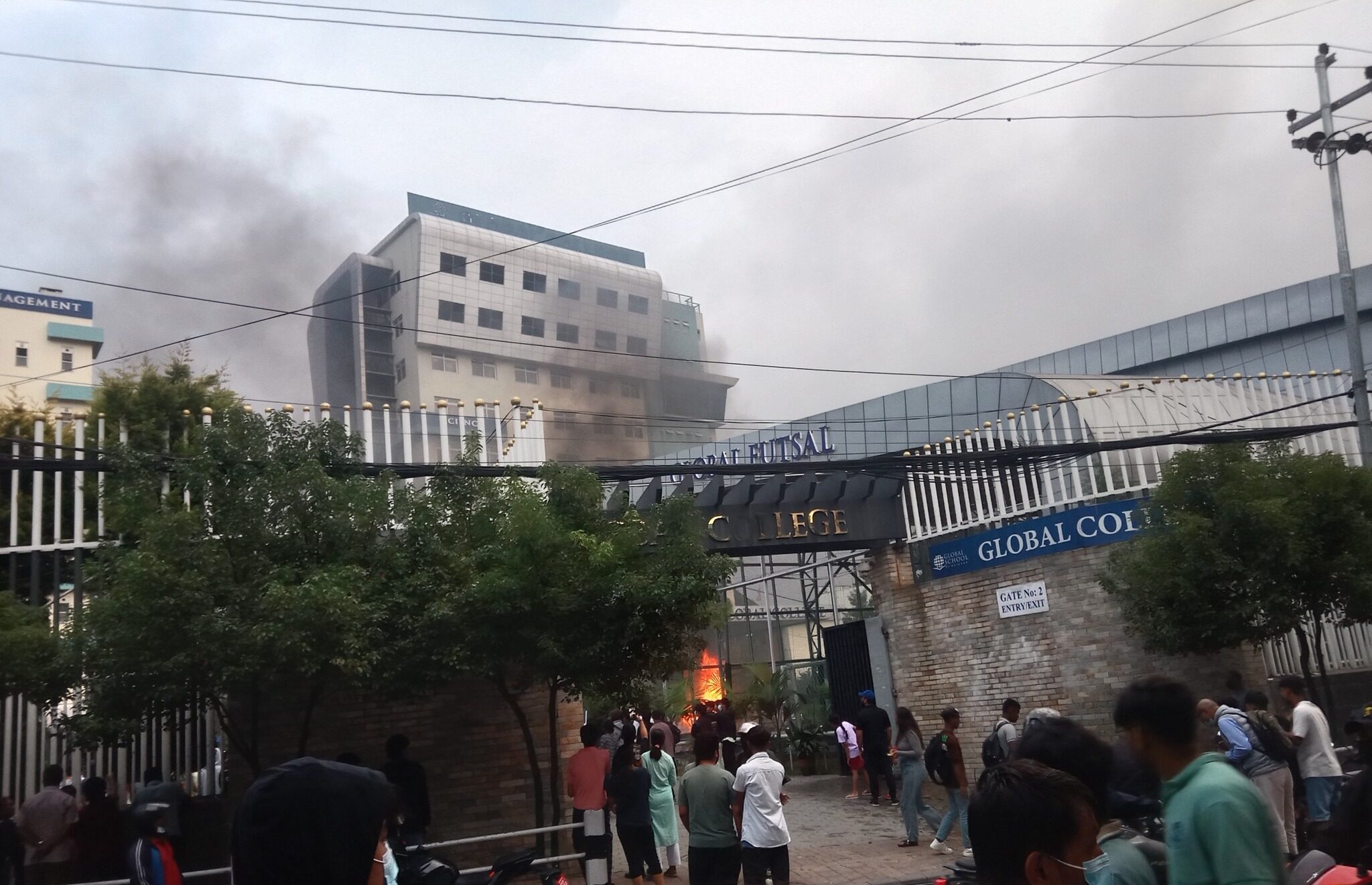 ग्लोबल कलेजमा आगजनी हुँदा नेपाल लाईफ इन्स्योरेन्सलाई कति नोक्सानी ?