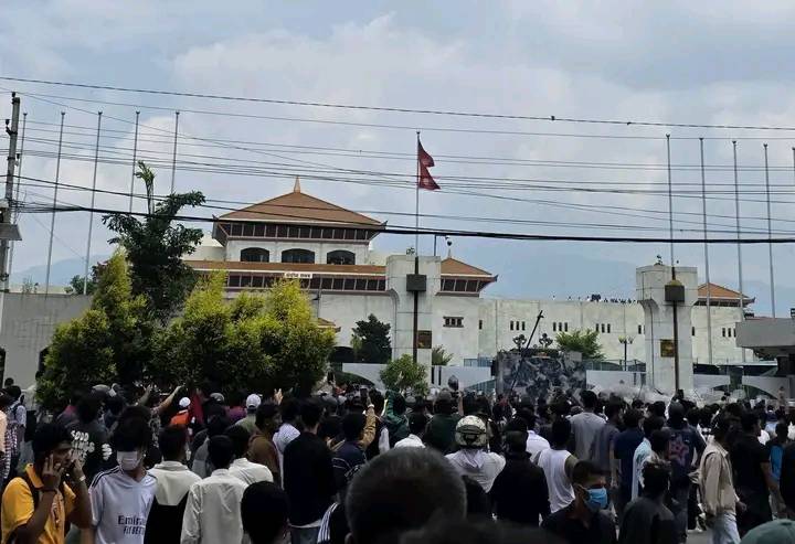 जेनजी प्रदर्शनः एकको मृत्यु, ८० बढी घाइते