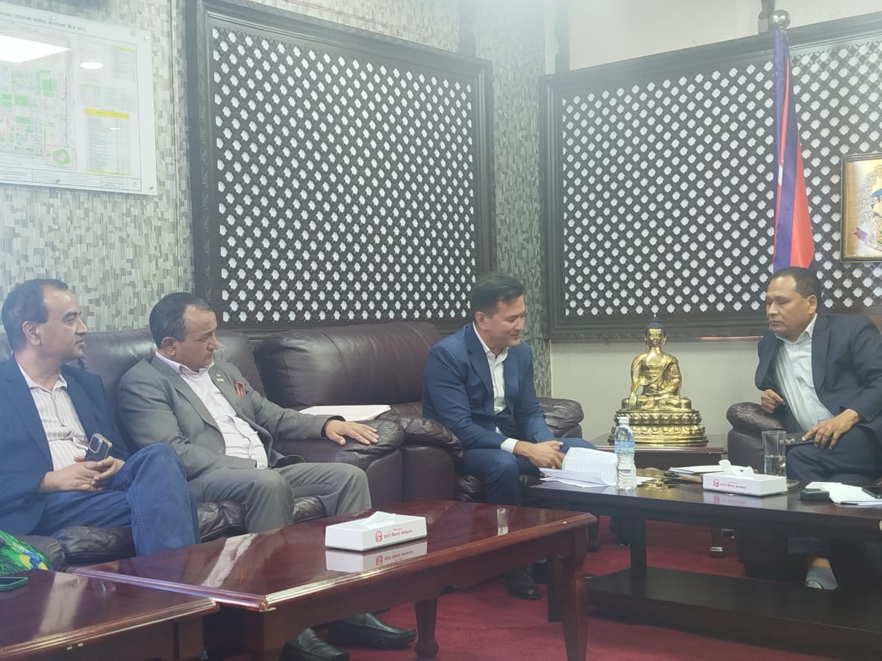 ऊर्जामन्त्री घिसिङसामु बाढी प्रभावित जलविद्युतका ७ माग, भन्सार छुटदेखि आरसीओडी थपसम्म