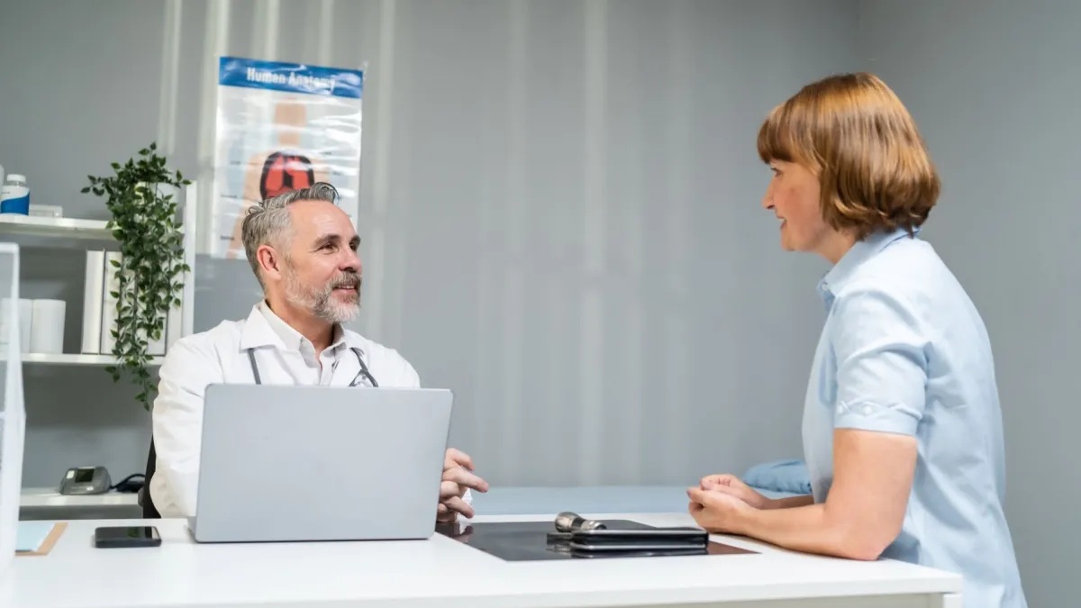 किन स्विस रि लाइफ एन्ड हेल्थले अस्ट्रेलियामा रोक्यो नयाँ व्यवसाय ?