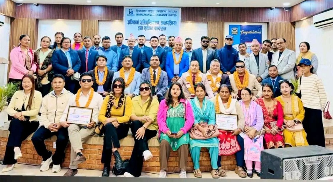 Himalayan Life Organizes Agent Orientation and Felicitation Program