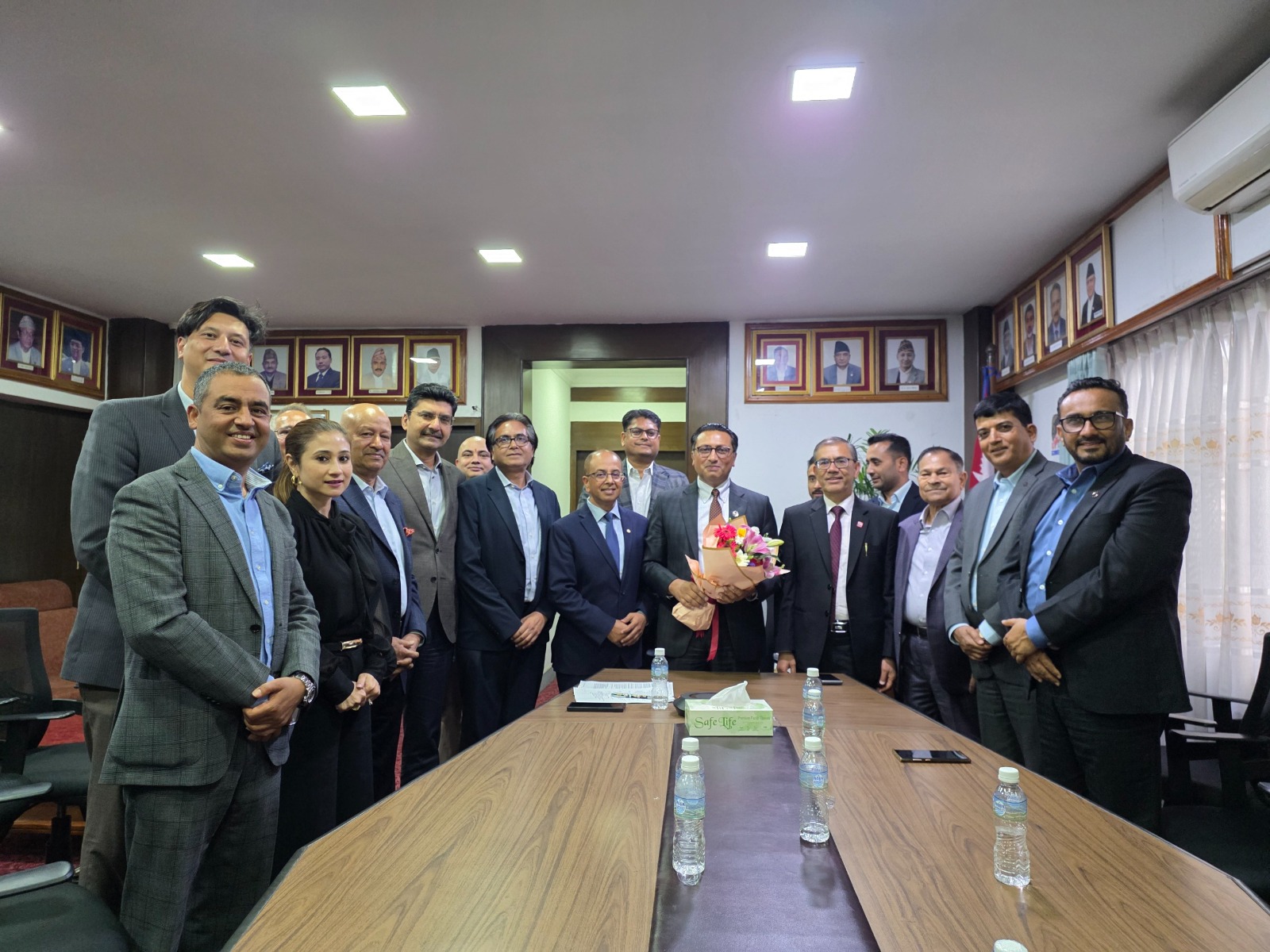 Finance Minister Wagle and CNI hold talks