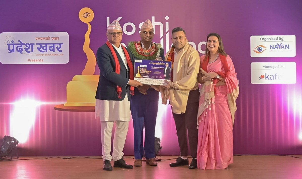 Prabhu Mahalaxmi Life CEO Prasai honored with Koshi Excellence Award