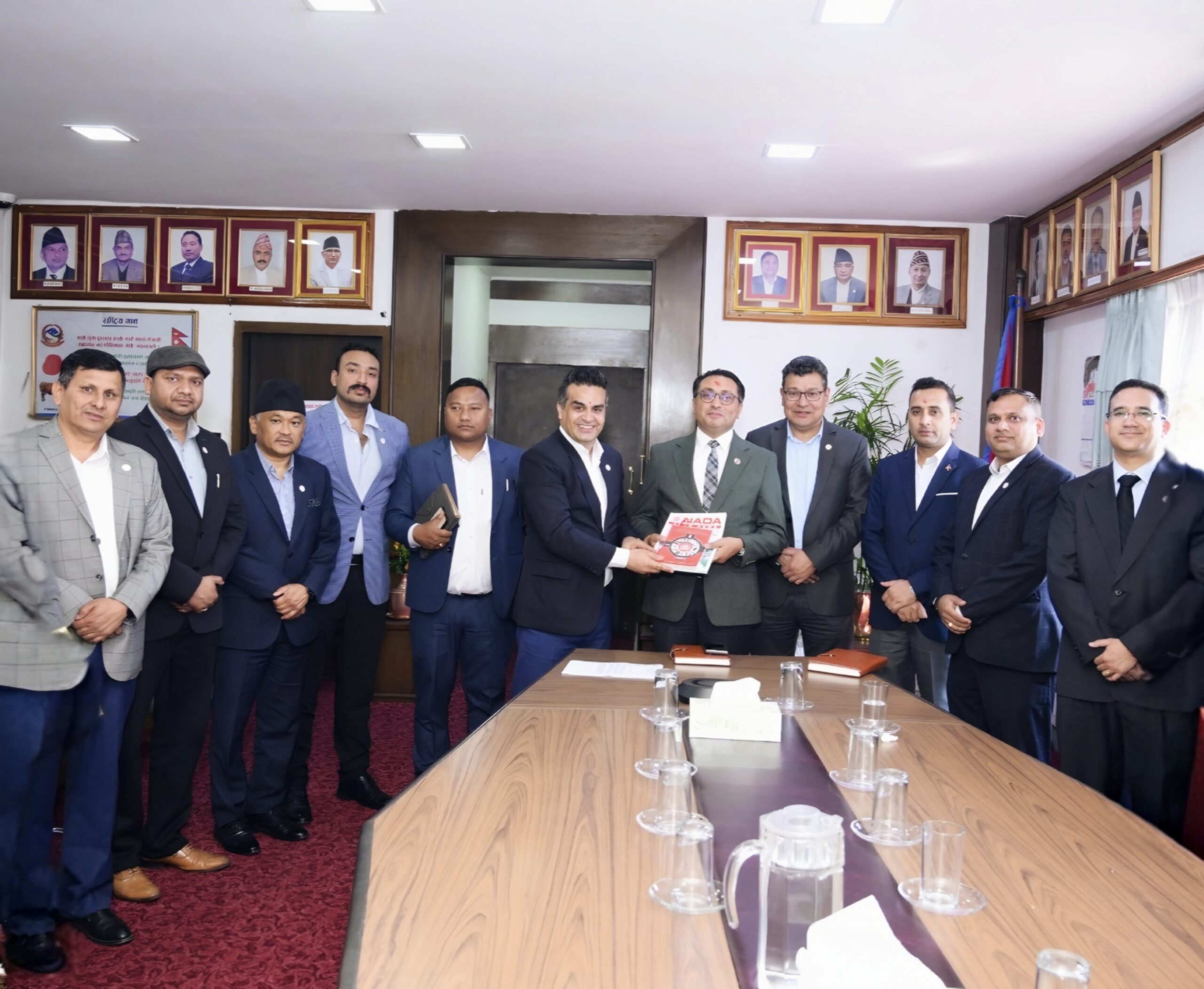 Finance Minister discusses various issues of automobile sector