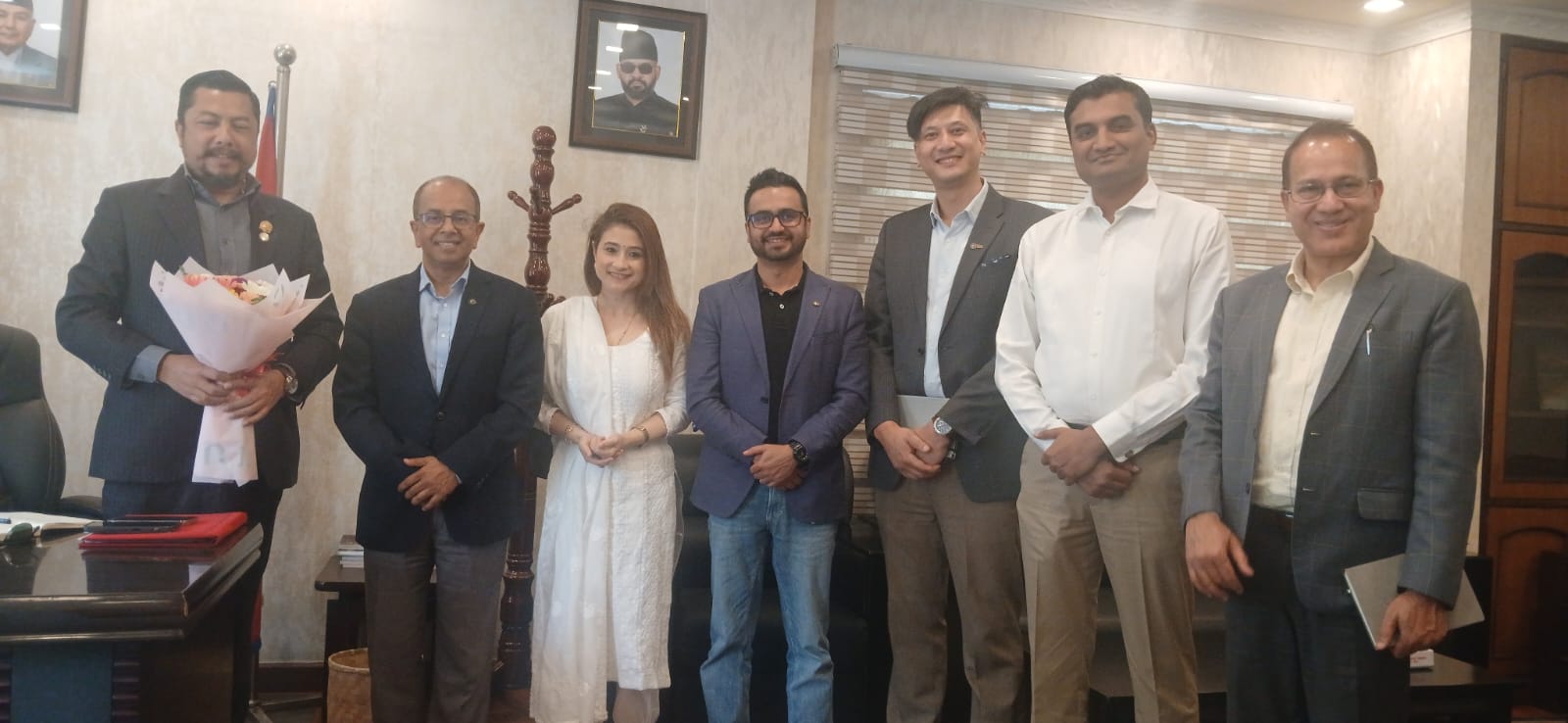 CNI and Energy Minister discuss power consumption strategy