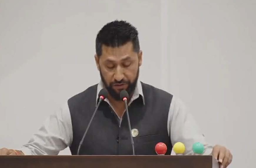खाडी क्षेत्रमा जाने राजदूतहरु अब बिचौलियाको डिनर टेबलमा होइन श्रमिकको शिविरमा भेटिनेछन्ः रवि लामिछाने